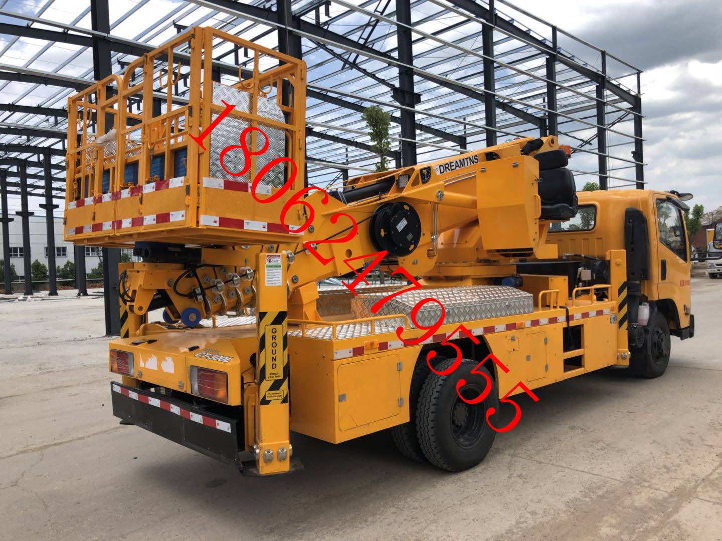 直臂式高空作業(yè)車租賃_專業(yè)工程機械設(shè)備租賃平臺_匯租平臺